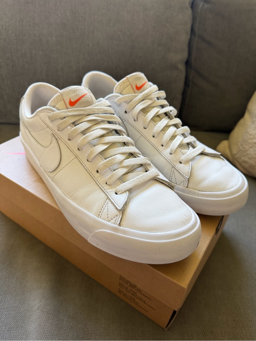 Nike SB Men’s Blazer Low Pro GT White Leather Low-Top Sneakers